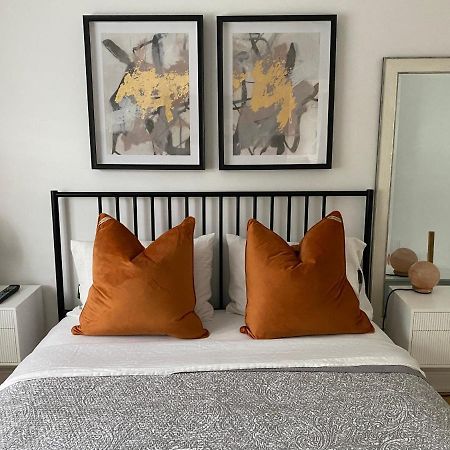 Clearbrooke Gem- Bright Private Bedroom Close To Yyz Toronto Exteriér fotografie