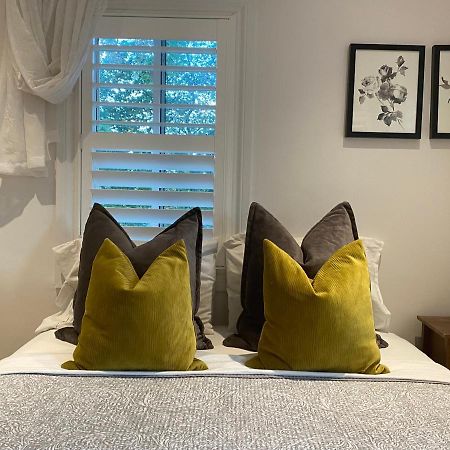 Clearbrooke Gem- Bright Private Bedroom Close To Yyz Toronto Exteriér fotografie