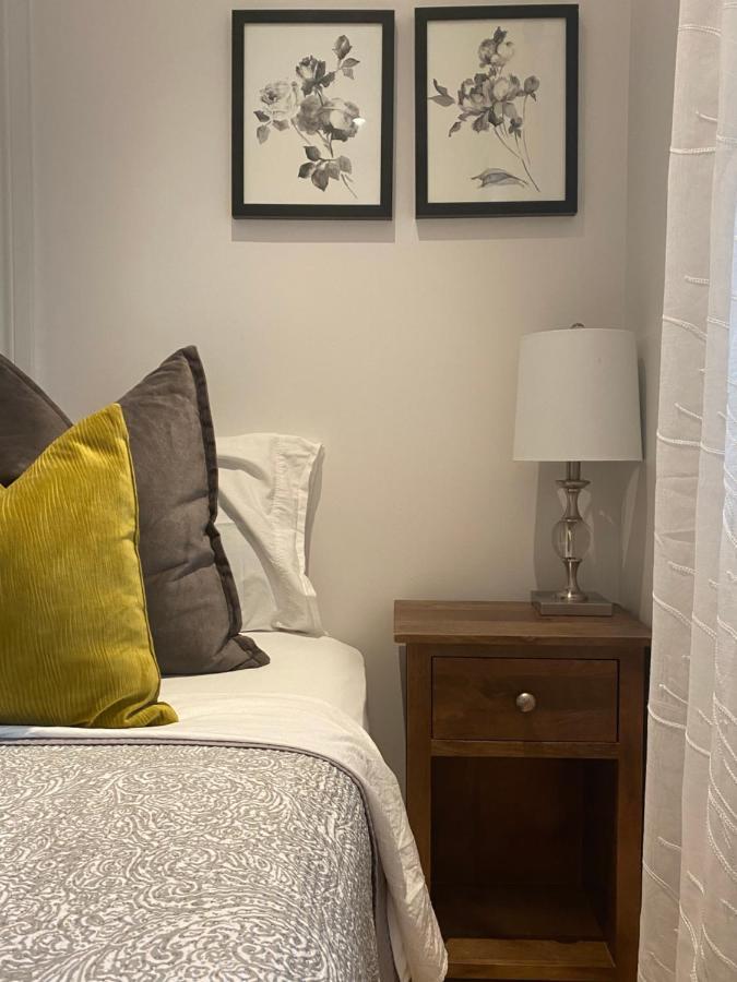 Clearbrooke Gem- Bright Private Bedroom Close To Yyz Toronto Exteriér fotografie
